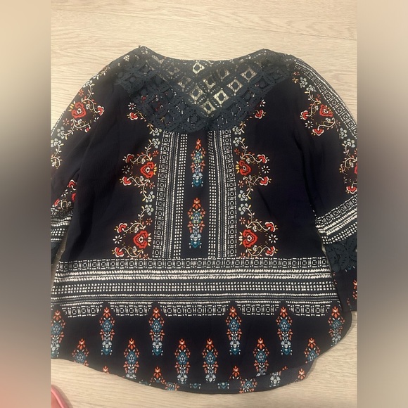 Fig and Flower Floral Lace Detail 3/4 Sleeve Top Size M - Picture 5 of 5